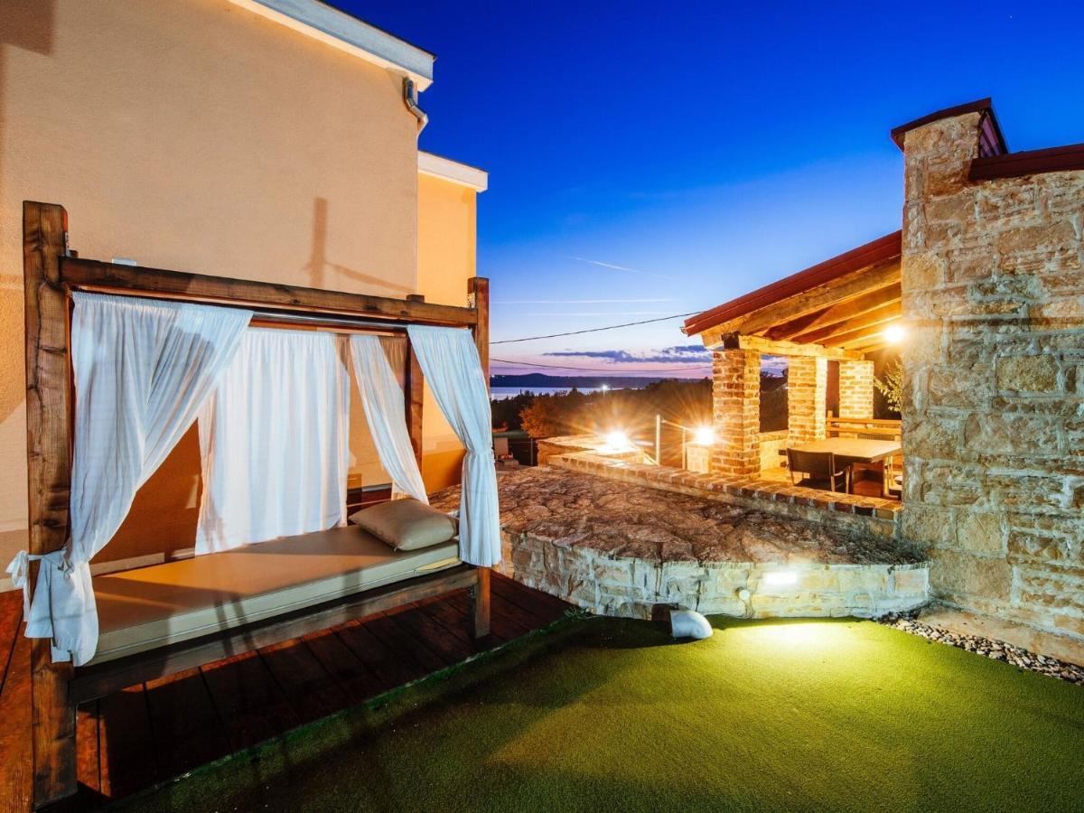 מסלניקה Splendid Holiday Home In Jasenice מראה חיצוני תמונה